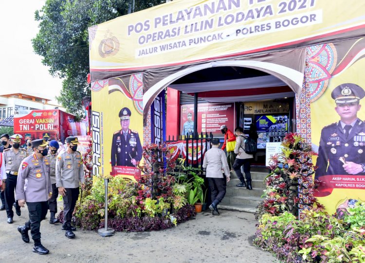 Pastikan Tak Ada Lonjakan Covid 19 Pasca-Nataru, Kapolri Terjun Langsung Cek Prokes di Tempat Wisata