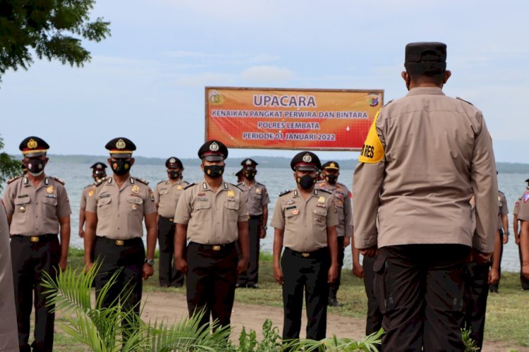 Polres Lembata Gelar Upacara Korps Raport Kenaikan Pangkat