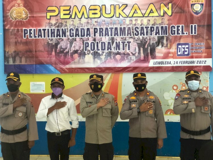 Buka Pelatihan Satpam, Kapolres Lembata Tanamkan Etika Profesi Kepada Calon Peserta.