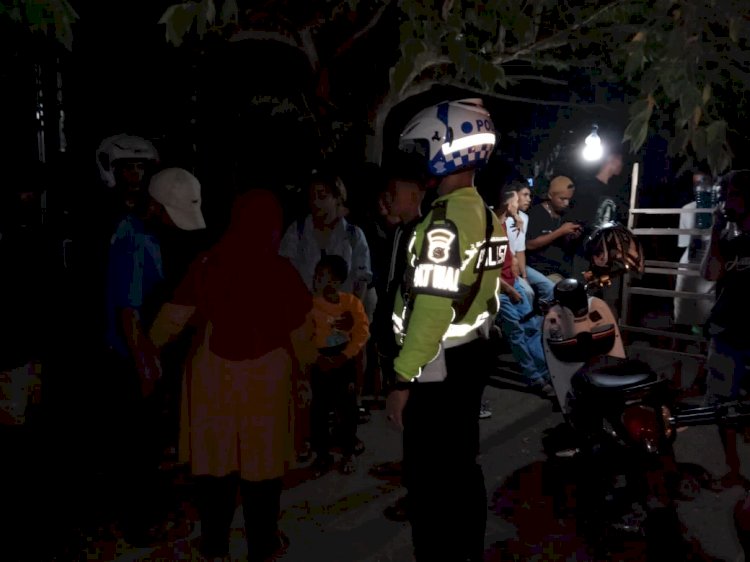 Jelang HUT Bhayangkara, Satlantas Polres Lembata Rutin Lakukan Patroli Malam Dan Penertiban Kendaraan Bermotor.