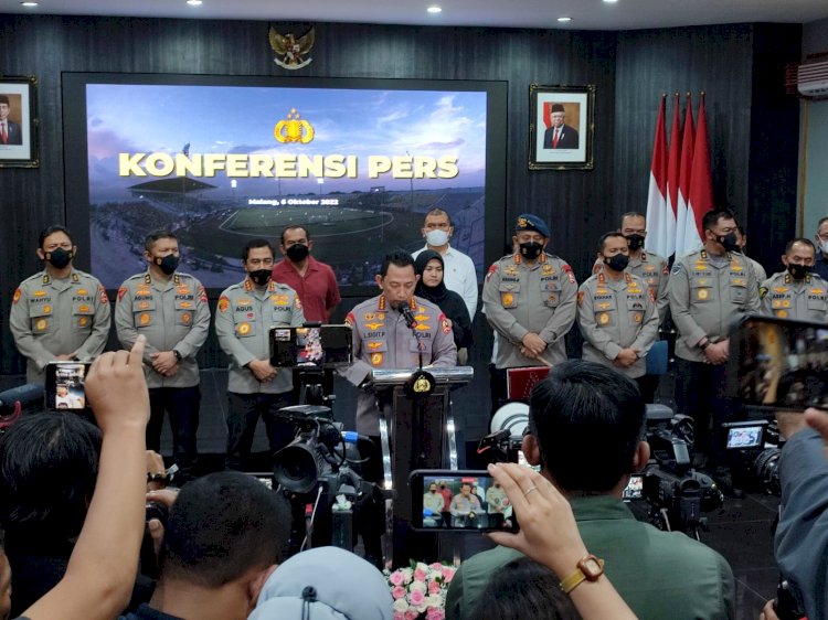 Kapolri: Ada 6 Tersangka Tragedi Kanjuruhan