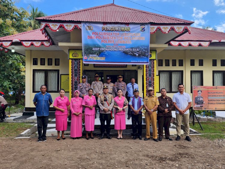 Tingkatkan Pelayanan Masyarakat, Kapolres Lembata kukuhan Polsubsektor Lebatukan dan Polsubsektor Wulandoni Polres Lembata.