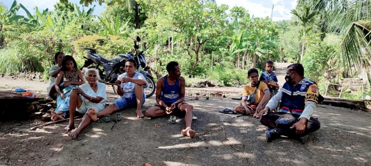 Lewat Sambang, Bhabinkamtibmas Ajak Warga Wujudkan Kamtibmas Kondusif