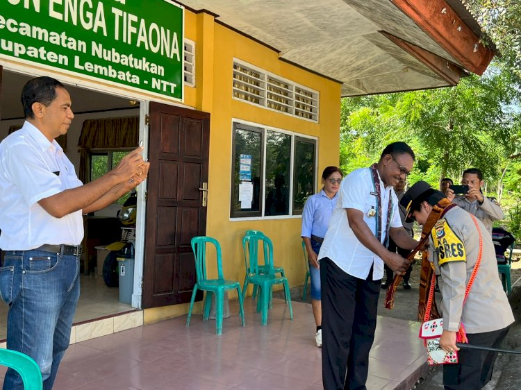 Kapolres Lembata mengikuti Giat Safari Kamtibmas bersama Polres Lembata di Aula Anton Enga Tifaona Kec. Nubatukan, Kab. Lembata