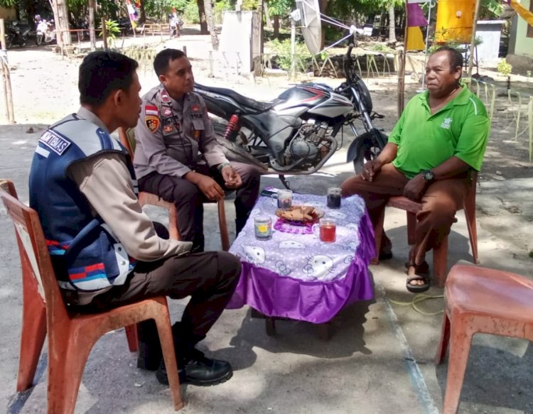 Jalin Silahturahmi Dengan Tokoh Masyarakat,Kapolsubsektor Lebatukan Sambang Dan Sampaikan Pesan Kamtibmas