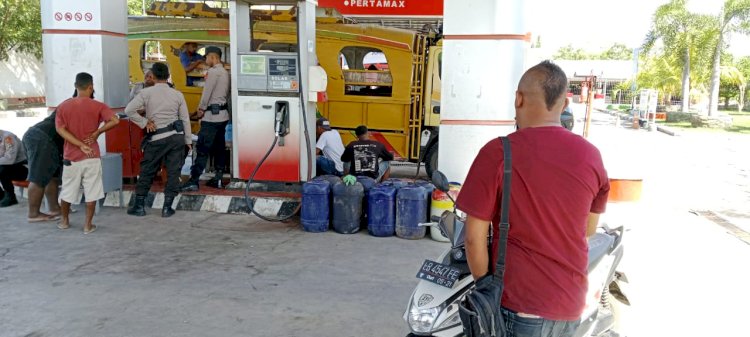 Jelang Hari Raya Idul Fitri 1445 H, Sat Reskrim Polres Lembata Sambangi Sejumlah SPBU