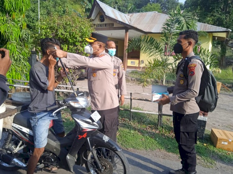 Kapolres Sikka Terjun Langsung Ke Perbatasan Sikka-Larantuka, Pantau Warga Terdampak Erupsi Gunung Lewotobi Laki-Laki