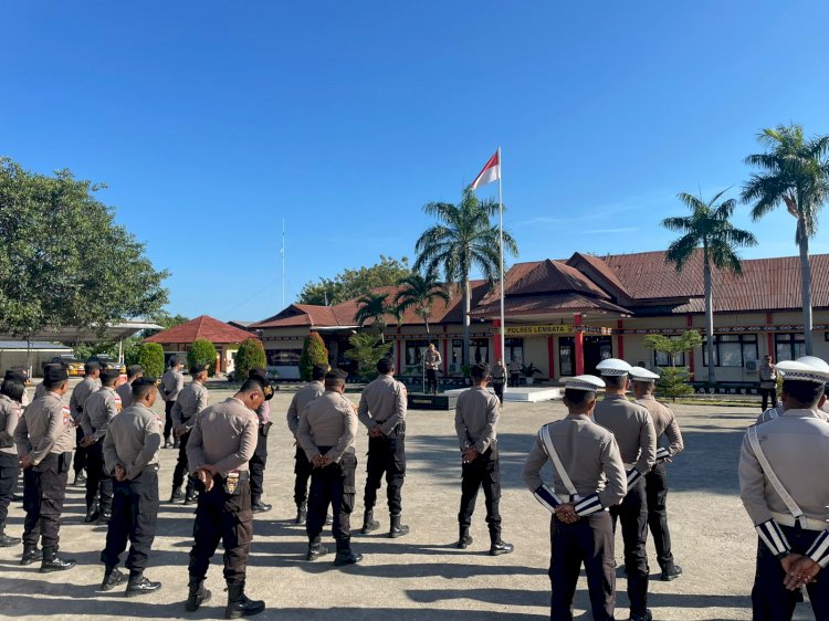 pesan Kapolres Lembata pada saat apel jam pimpinan .