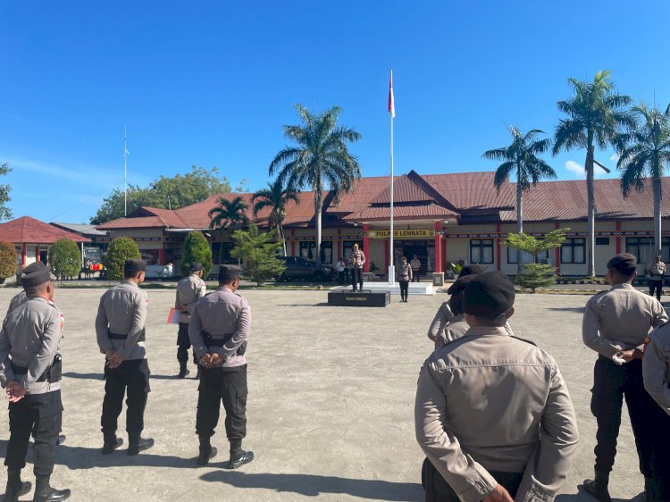 Kapolres Lembata AKBP Nanang Wahyudi Pimpin Langsung Apel Pagi, Senin 22 September 2025