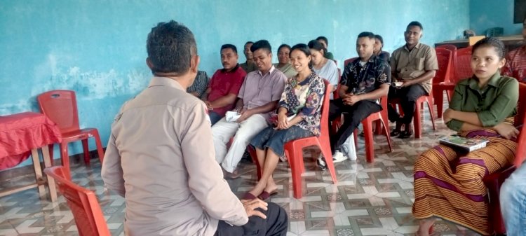 KAPOLSEK BUYASURI JADI PEMATERI KURSUS PERSIAPAN PERKAWINAN, AJAK CALON PASANGAN BANGUN KELUARGA TANPA KEKERASAN.