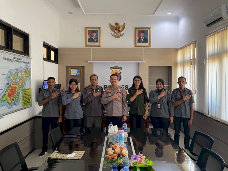 Kapolres Lembata Terima Kunjungan Silaturahmi dan Konsolidasi Demokrasi Bawaslu Kabupaten Lembata.