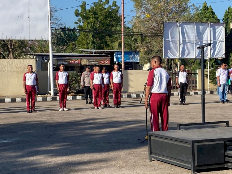 Apel Pagi Dilanjutkan Olahraga Bersama, Polres Lembata Jaga Kebugaran Anggota.