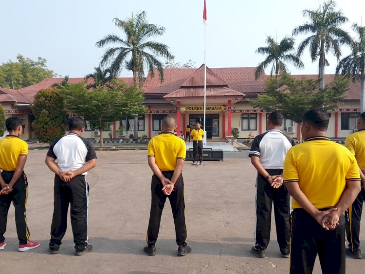 Jaga Kebugaran dan Tingkatkan Kekompakan, Personel Polres Lembata Laksanakan Apel Pagi dan Senam Bersama.