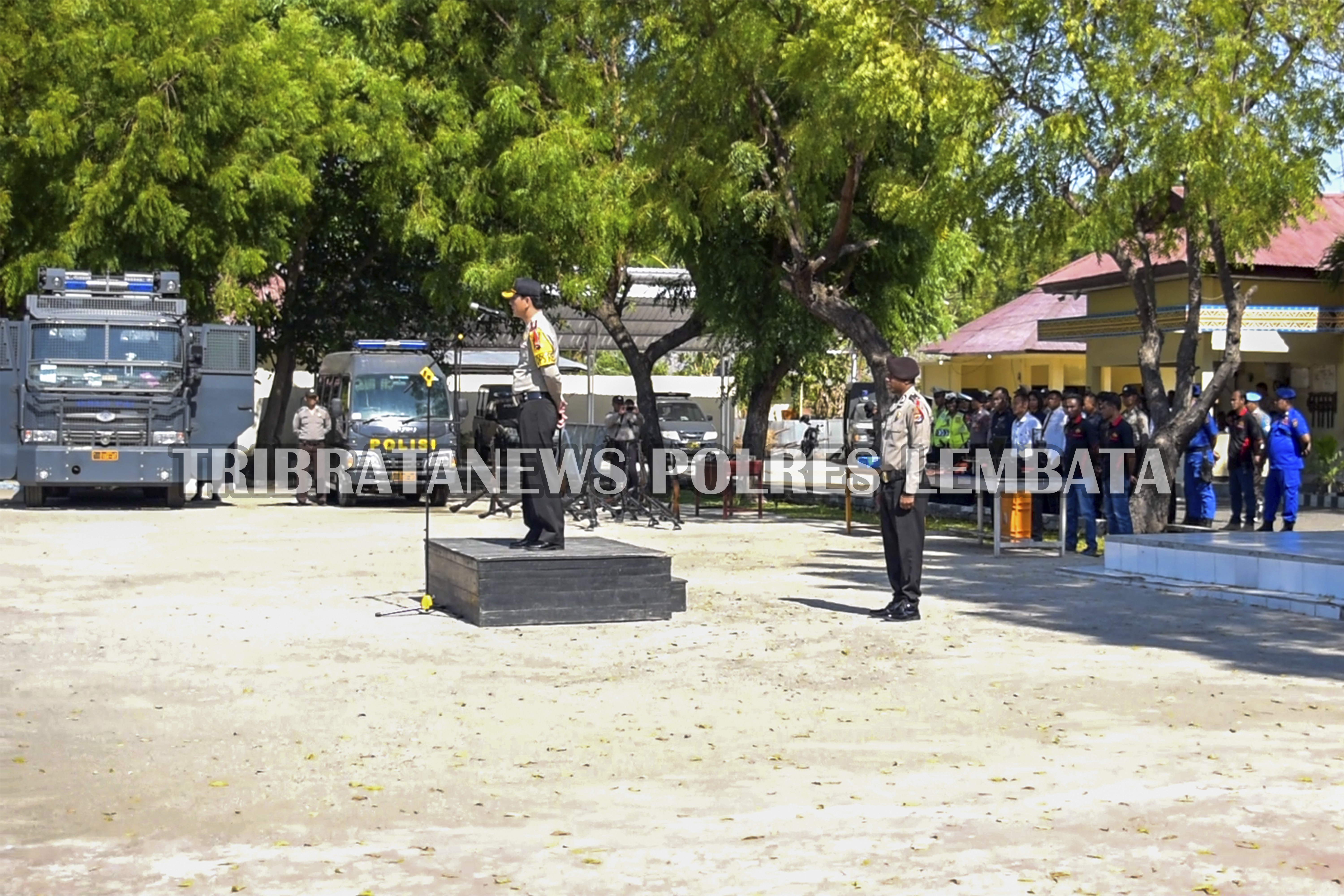 KAPOLRES LEMBATA LAKUKAN PENGECEKAN KENDARAAN DINAS