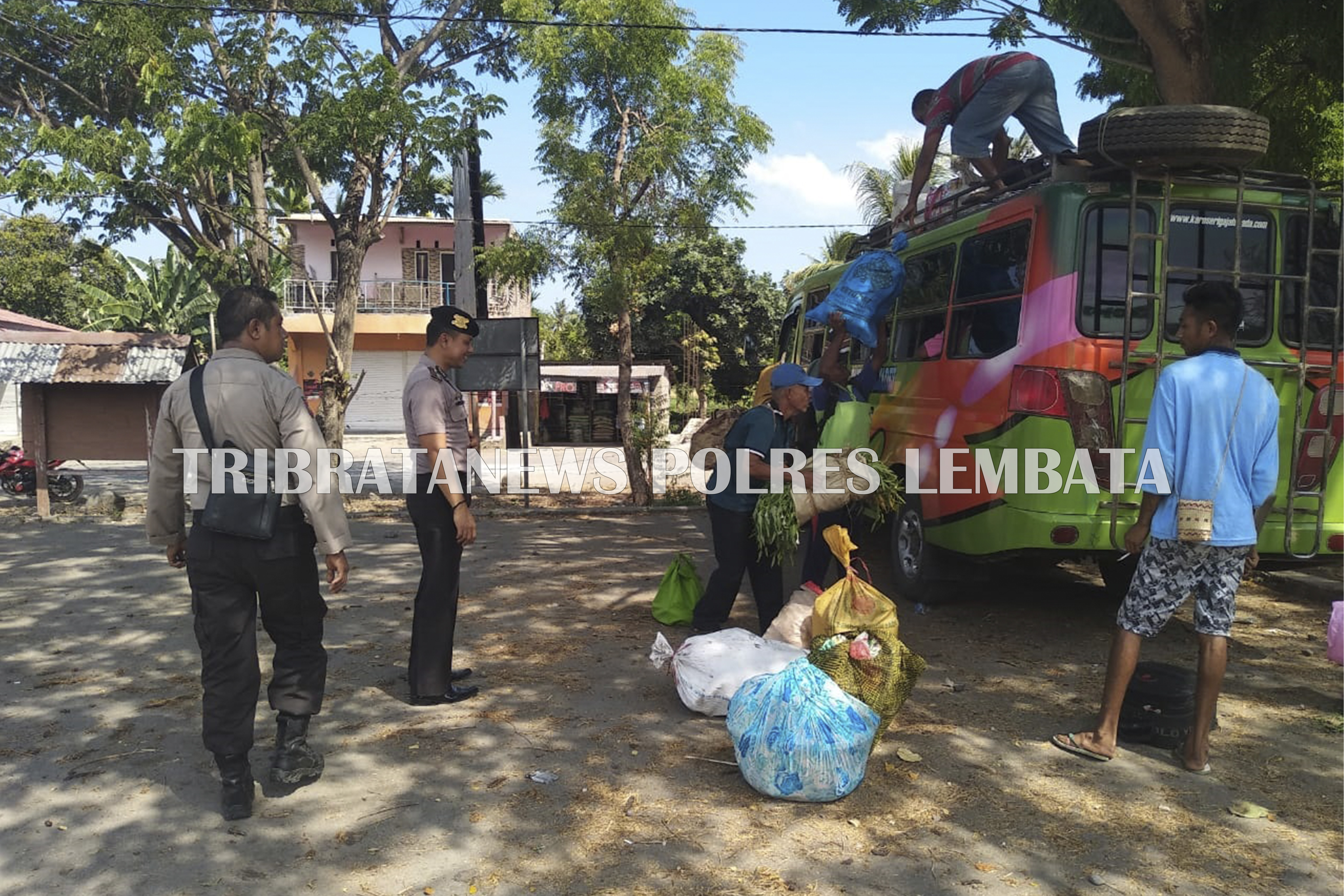 ANGGOTA POLSEK KOTA KECAMATAN NUBATUKAN LAKUKAN PATROLI RUTIN