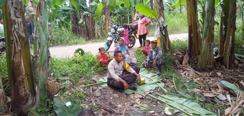 Guna Terpeliharanya Kamtibmas, Bripka Firmon Aktif Memonitoring Kegiatan Masyarakat