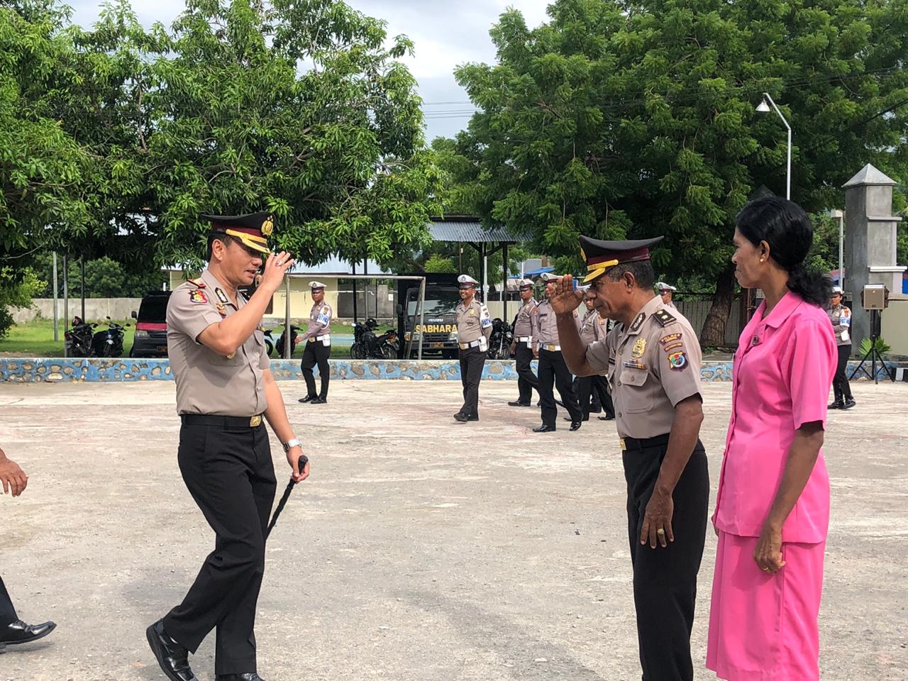 Polres Lembata laksanakan upacara kenaikan pangkat 1 Orang Perwira