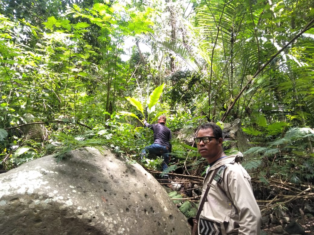 Bripka Philipus pantau kegiatan BPN Kabupaten Lembata