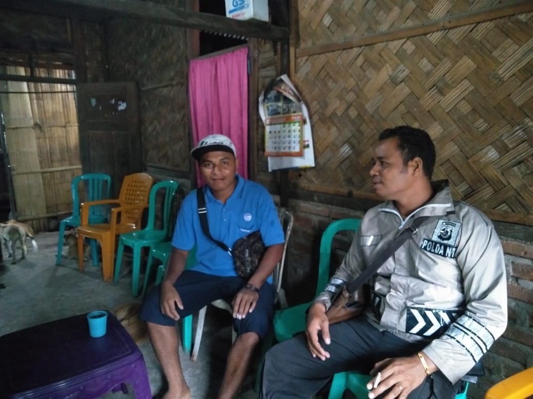 Bhabinkamtibmas Desa Nogodoni Kec Atadei Bripka PHILIPUS KERAF Himbau warga desa Tubukrajan Jaga Kamtibmas
